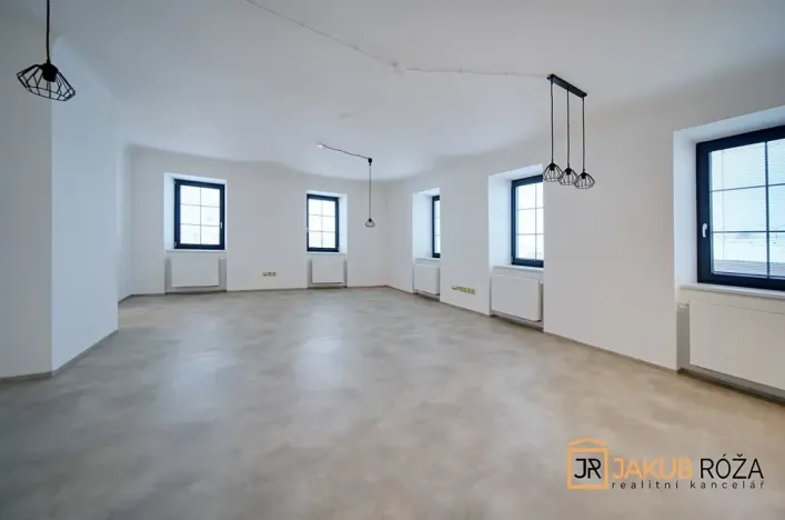 Pronájem bytu 3+kk, Vrchlabí, Na bělidle, 84 m2