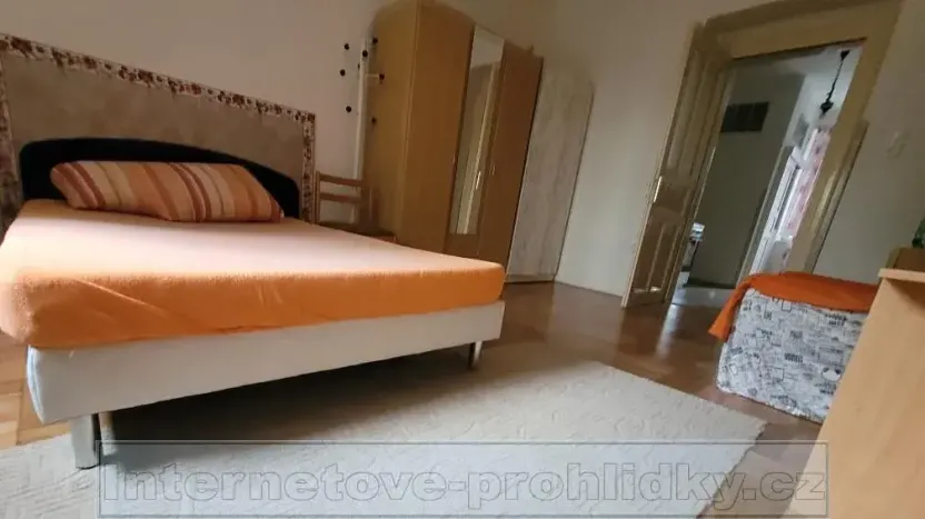 Pronájem bytu 1+1, Praha - Strašnice, Révová, 45 m2