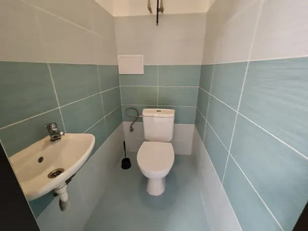 Pronájem bytu 1+kk, Teplice, U Červeného kostela, 42 m2