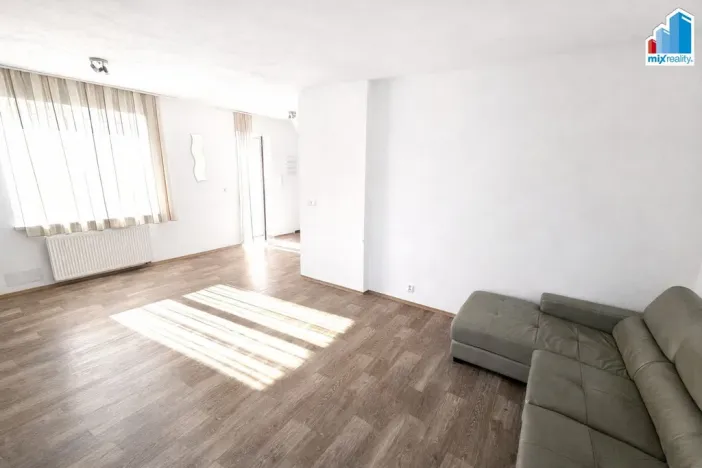 Pronájem bytu 2+kk, Plzeň - Doubravka, Staniční, 70 m2