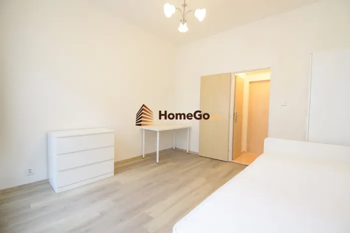 Pronájem bytu 1+kk, Praha - Vršovice, Sevastopolská, 16 m2