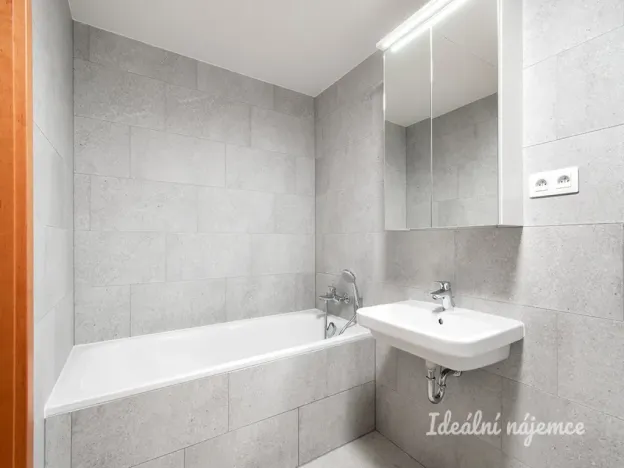 Pronájem bytu 2+kk, Praha - Smíchov, Vackové, 60 m2