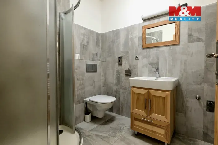 Pronájem bytu 1+kk, Čermná, 42 m2