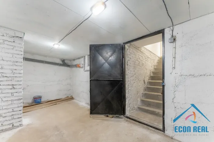 Pronájem rodinného domu, Praha, Na konečné, 224 m2