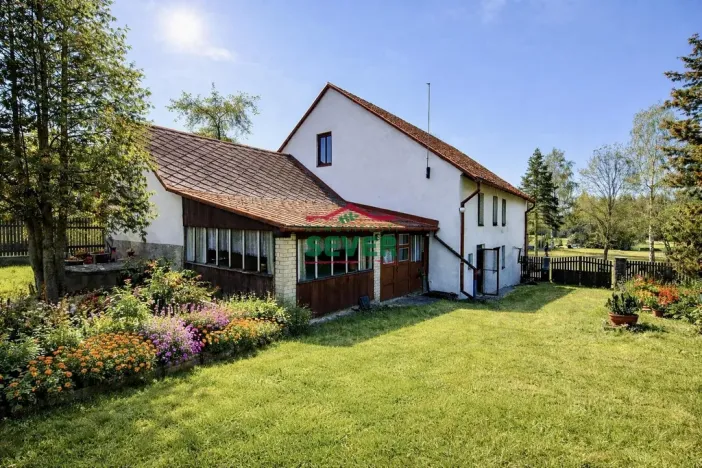 Prodej rodinného domu, Čistá - Kůzová, 300 m2