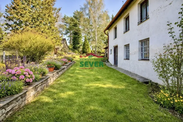 Prodej rodinného domu, Čistá - Kůzová, 300 m2