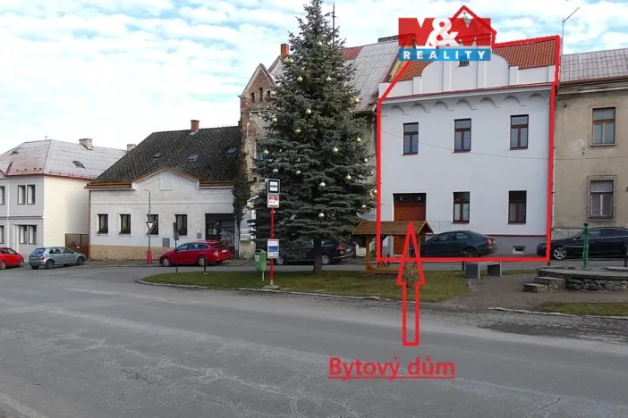 Prodej činžovního domu, Žleby, Zámecké náměstí, 228 m2