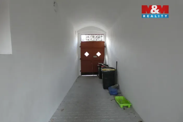 Prodej činžovního domu, Žleby, Zámecké náměstí, 228 m2