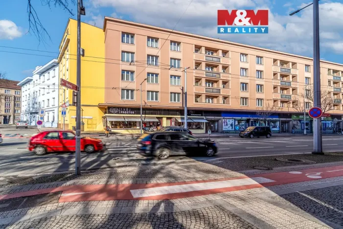 Prodej bytu 1+1, Hradec Králové - Pražské Předměstí, Gočárova třída, 41 m2