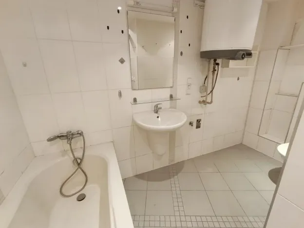 Prodej bytu 2+kk, Praha - Žižkov, Žerotínova, 53 m2