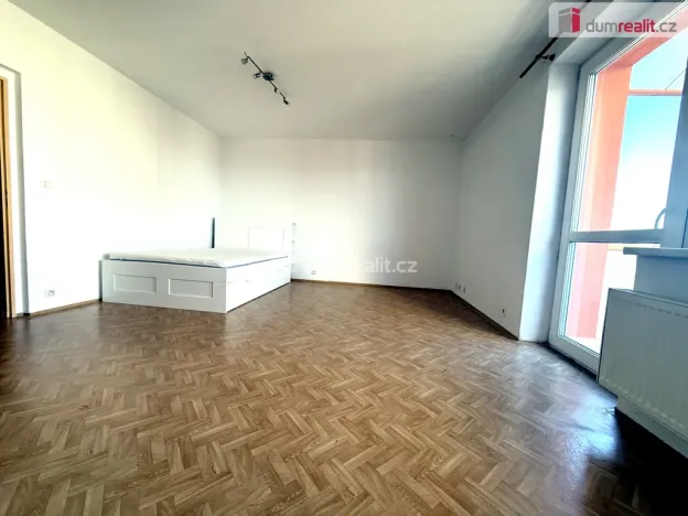 Prodej bytu 1+kk, Zlín, Podlesí I, 46 m2