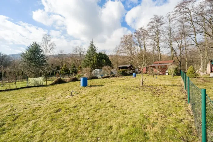 Prodej chaty, Chlumec, Stradovská, 16 m2