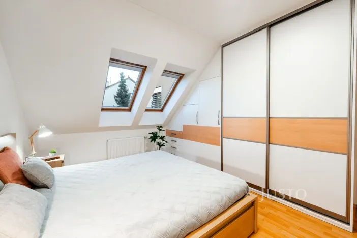 Prodej rodinného domu, Praha, Na plužině, 158 m2