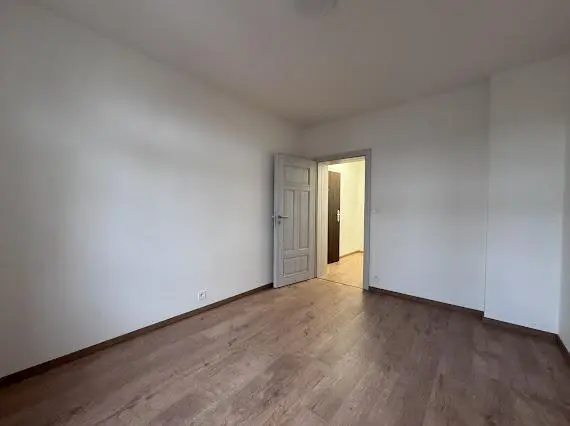Pronájem bytu 2+kk, Praha - Střešovice, Na Petynce, 44 m2