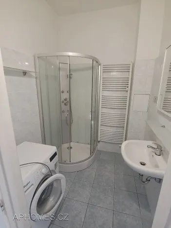 Pronájem bytu 3+kk, Praha - Žižkov, Biskupcova, 78 m2