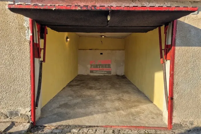 Pronájem garáže, Tábor, 18 m2