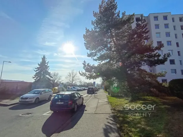 Pronájem bytu 1+kk, Praha - Modřany, Petržílova, 29 m2