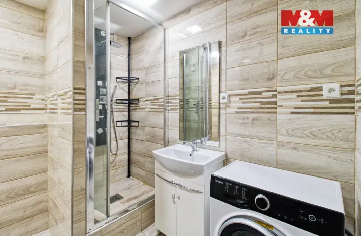 Prodej bytu 2+1, Chomutov, Borová, 60 m2