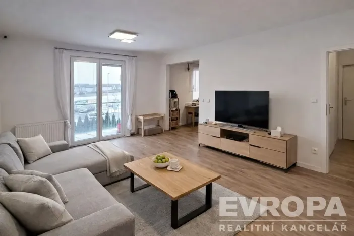 Prodej bytu 3+1, Nehvizdy, Gabčíkova, 68 m2