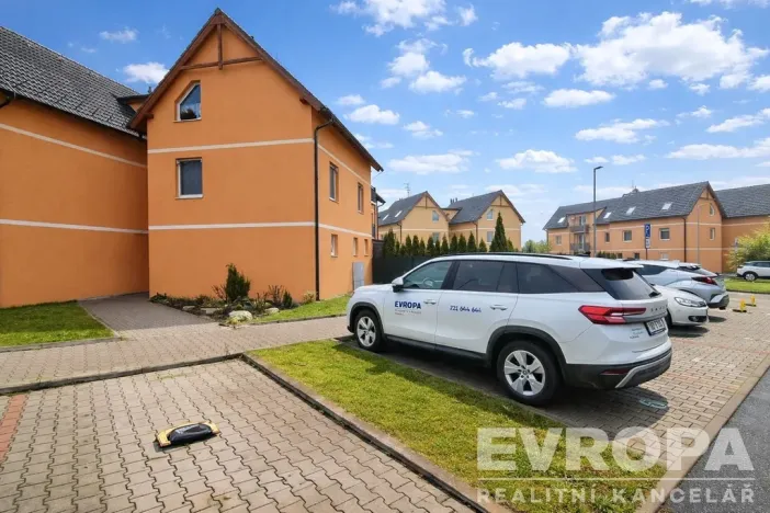 Prodej bytu 3+1, Nehvizdy, Gabčíkova, 68 m2