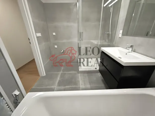 Prodej bytu 3+1, Praha - Kunratice, Hornomlýnská, 94 m2