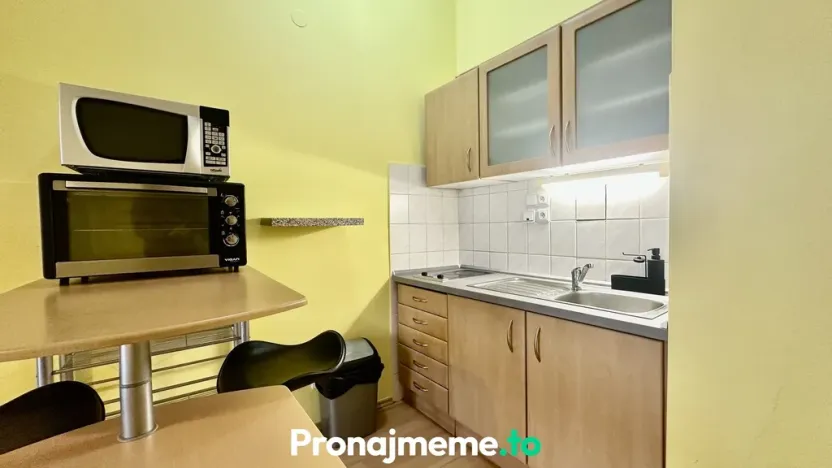 Pronájem bytu 2+kk, Znojmo, Hvězdová, 46 m2