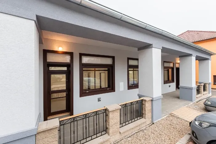 Prodej obchodního prostoru, Přelouč, Smetanova, 69 m2