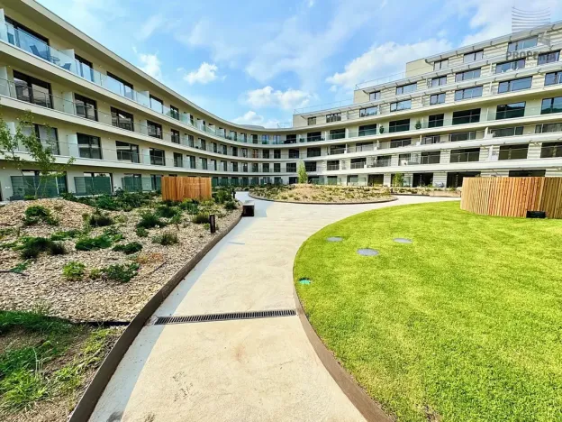 Pronájem bytu 1+kk, Brno, Bystrcká, 30 m2