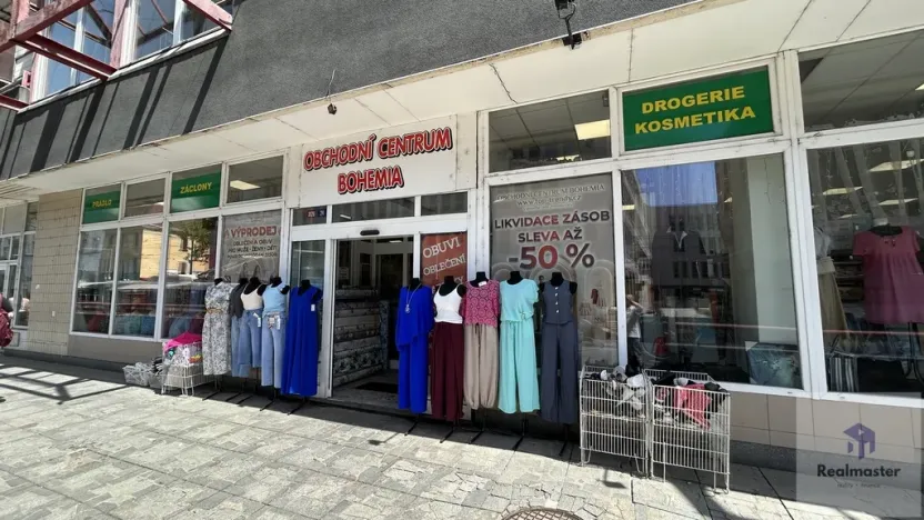 Pronájem obchodního prostoru, Ústí nad Labem - Ústí nad Labem-centrum, Masarykova, 452 m2