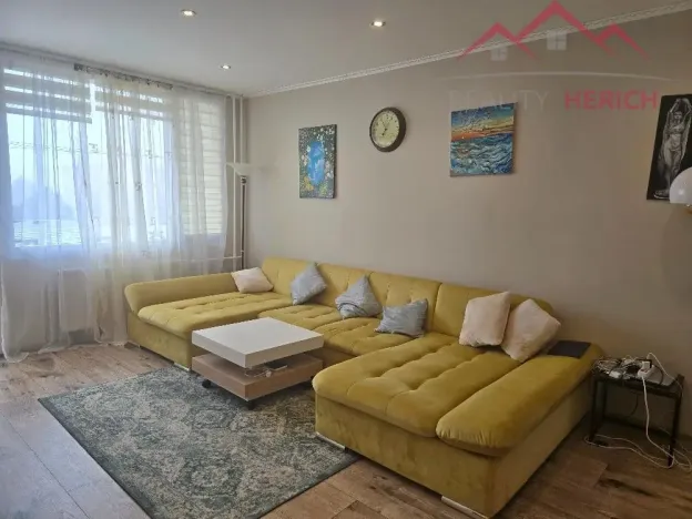 Prodej bytu 2+1, Chomutov, Holešická, 62 m2