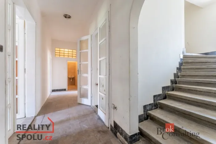 Prodej atypického bytu, Blansko, nám. Svobody, 309 m2