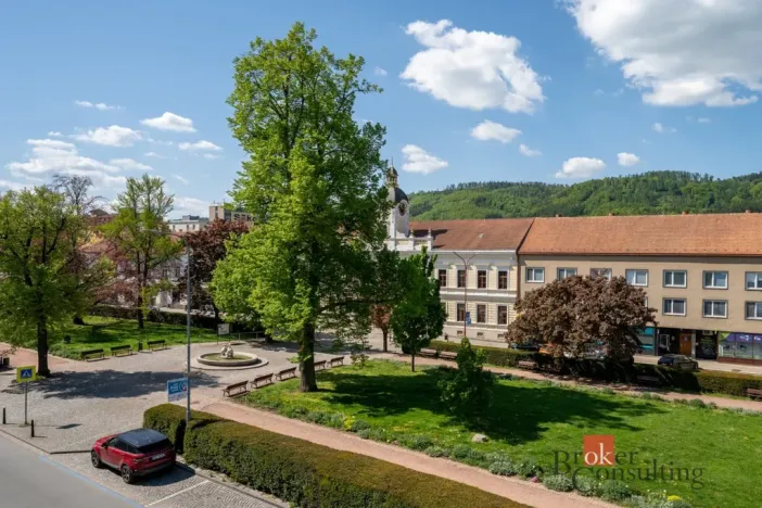 Prodej atypického bytu, Blansko, nám. Svobody, 309 m2