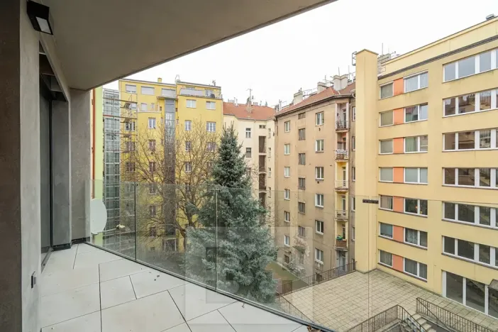 Pronájem bytu 1+kk, Praha - Košíře, Starokošířská, 40 m2