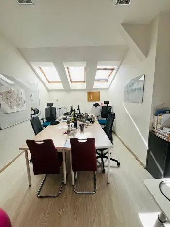 Pronájem kanceláře, Praha - Nové Město, 85 m2