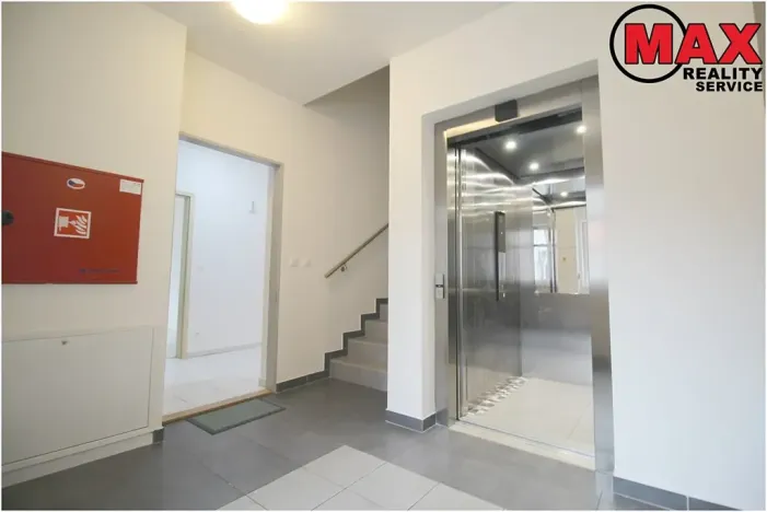 Pronájem bytu 3+kk, Zdiby, Šulkovna, 85 m2