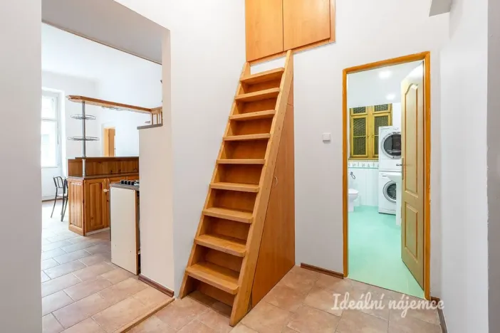 Pronájem bytu 2+kk, Praha - Žižkov, Bořivojova, 49 m2