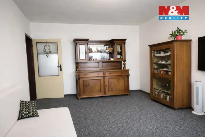 Pronájem bytu 1+1, Jirkov, Generála Svobody, 47 m2