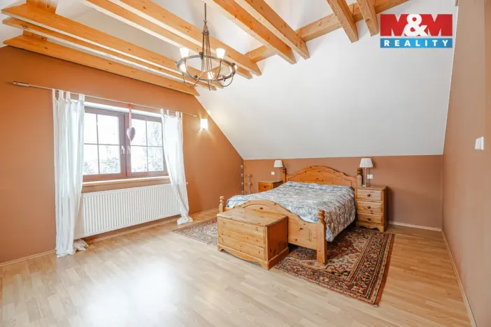 Prodej rodinného domu, Deštné v Orlických horách, 400 m2