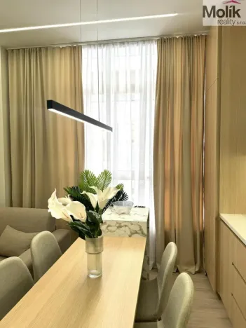 Prodej bytu 2+kk, Drač, 80 m2