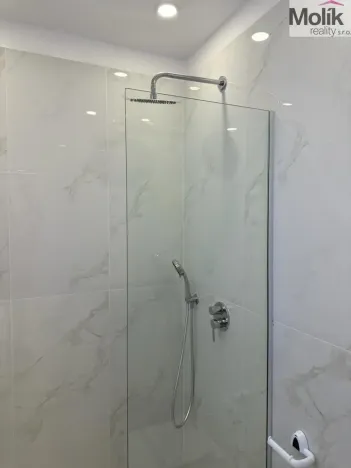 Prodej bytu 2+kk, Drač, 90 m2