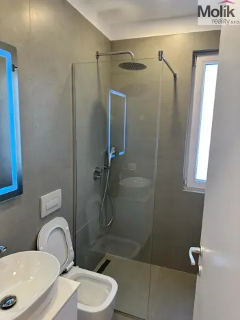 Prodej bytu 2+kk, Drač, 90 m2