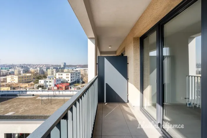 Pronájem bytu 1+kk, Praha, Poděbradská, 32 m2