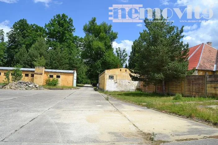 Prodej historického objektu, Hatín - Jemčina, 2500 m2