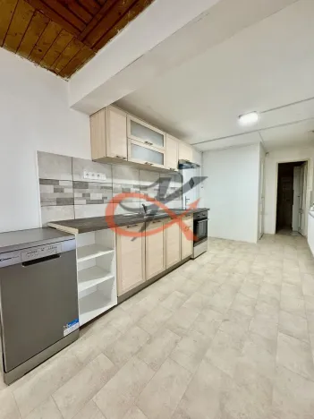 Pronájem bytu 2+kk, Rožnov pod Radhoštěm, Pod Chlacholovem, 70 m2