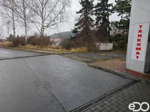 Prodej komerční nemovitosti, Dubenec, 68 m2