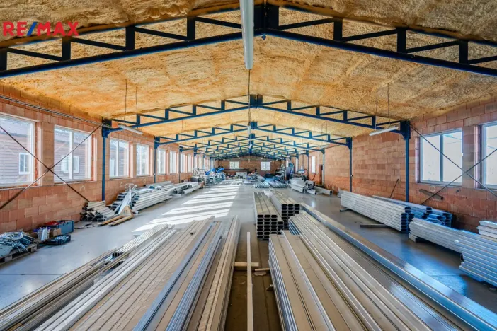 Pronájem skladu, Troubsko, U lednice, 3000 m2