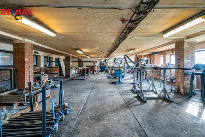 Pronájem skladu, Troubsko, U lednice, 3000 m2