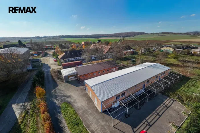 Pronájem skladu, Troubsko, U lednice, 3000 m2