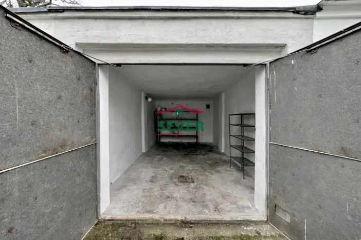 Prodej garáže, Litvínov - Horní Litvínov, U Koldomu, 21 m2