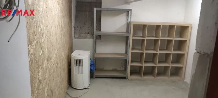 Pronájem skladu, Praha - Podolí, Podolská, 13 m2